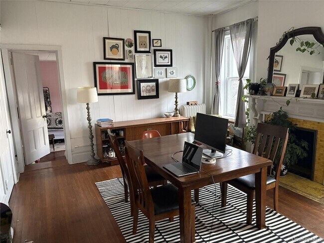 Building Photo - 514 Grand Ave