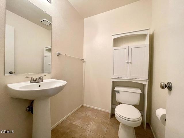 Building Photo - 723 Kingfisher Way