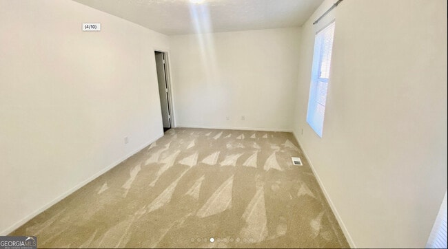 Building Photo - 2944 Aspen Woods Entry