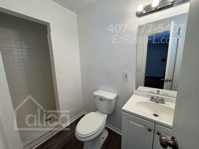 Building Photo - 2527 Blueberry Ln