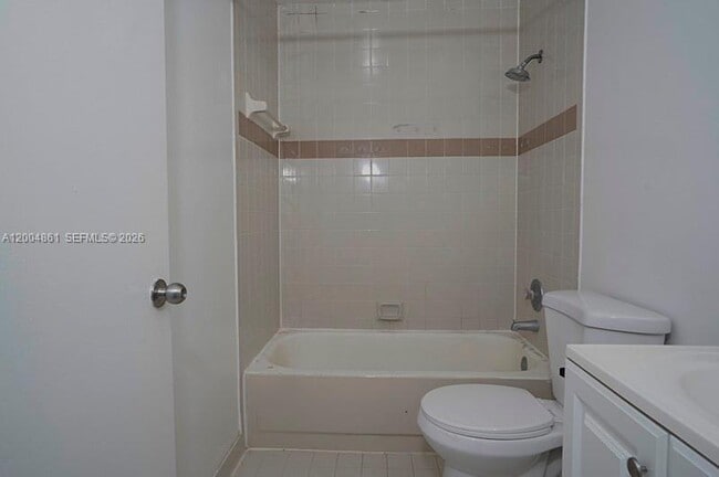 Building Photo - 1727 Meadows Cir W