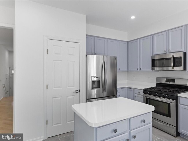 Building Photo - 5129 Beauregard St