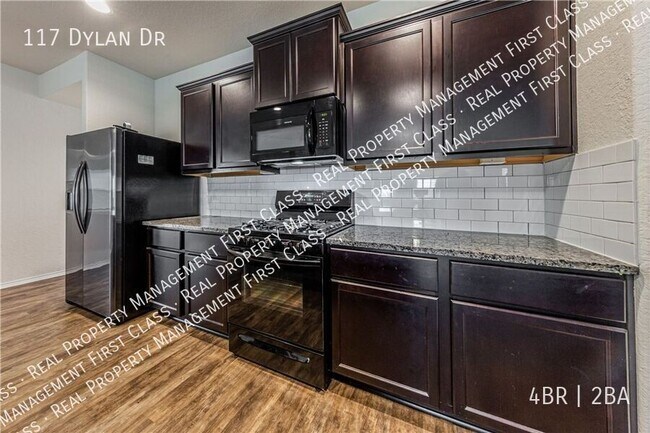 Building Photo - 117 Dylan Dr