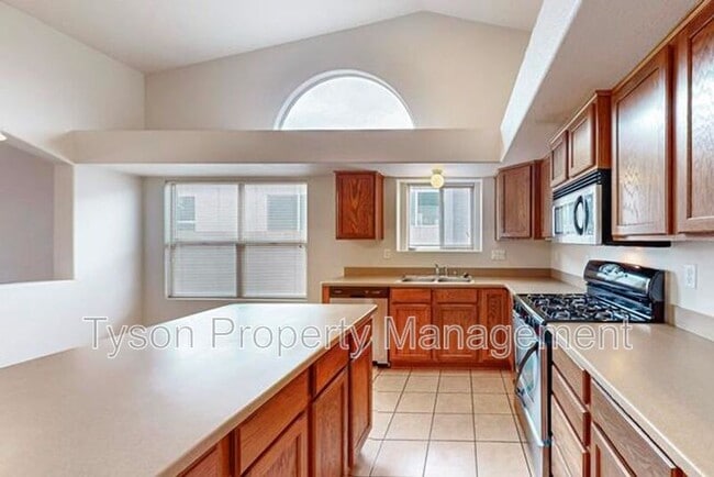 Building Photo - 8116 Long Mesa Pl NW