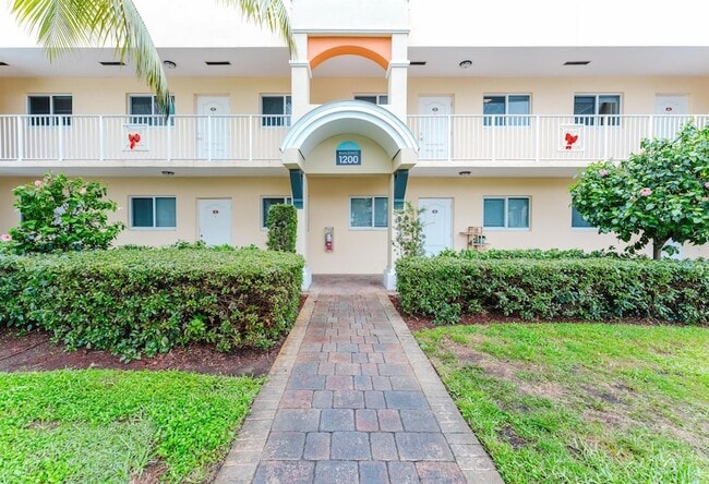 Building Photo - 1200 NW 13th St