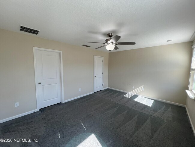 Building Photo - 3179 Chestnut Ridge Way