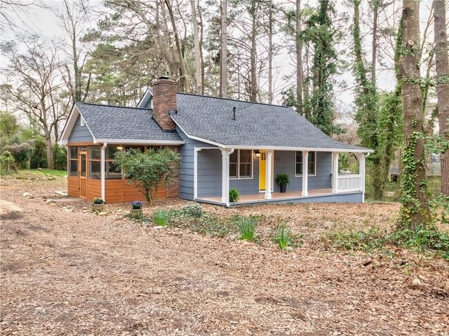 Primary Photo - 4745 Hillside Dr