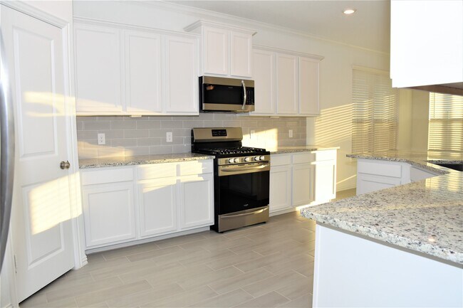Building Photo - 7510 Monarch Forest Ln