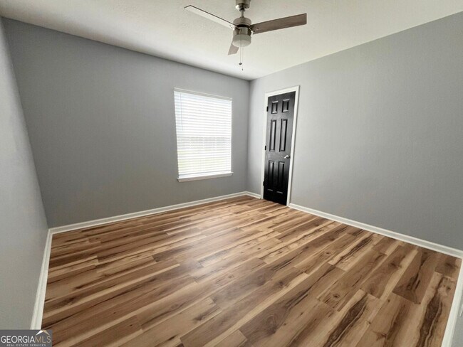 Building Photo - 101 Snug Harbor