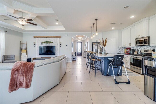 Building Photo - 7618 Quartz Dr