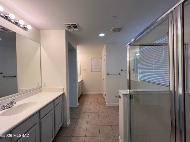 Building Photo - 12252 N Wind Runner Pkwy