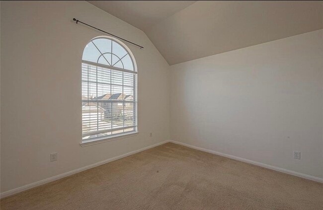 Building Photo - 10819 Waterfern Ct