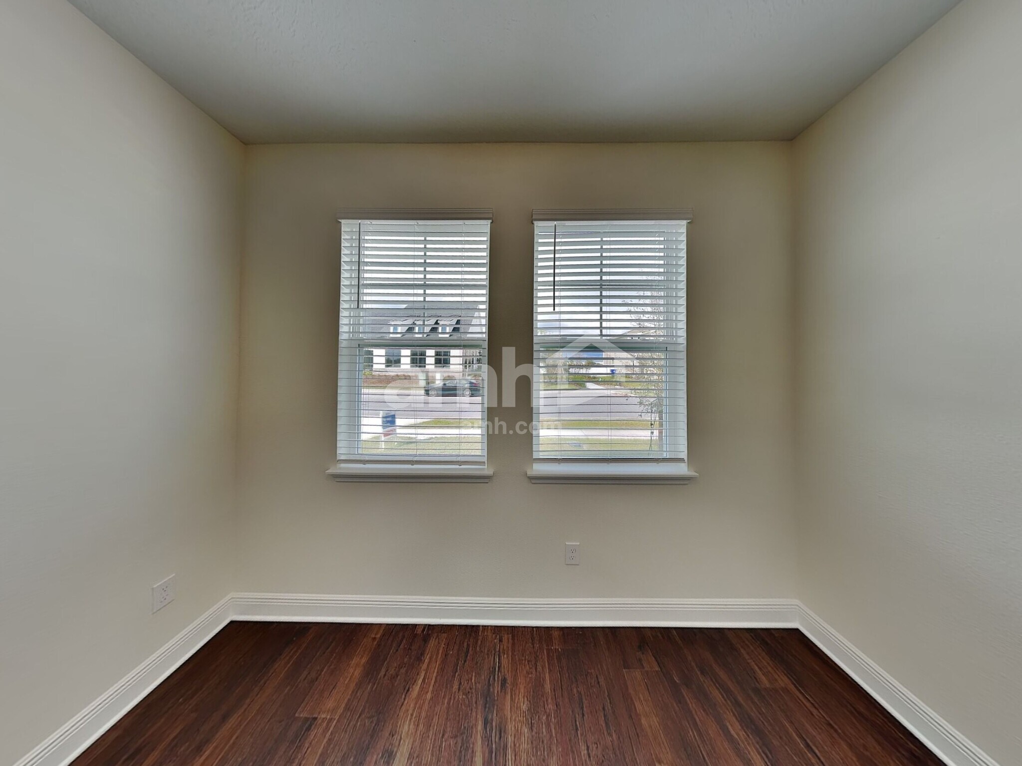 Building Photo - 1259 Sky Lks Dr