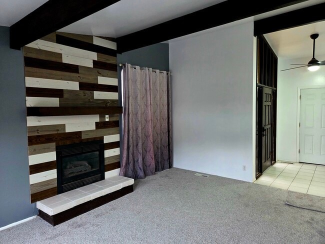 Building Photo - 1968 E 5850 S