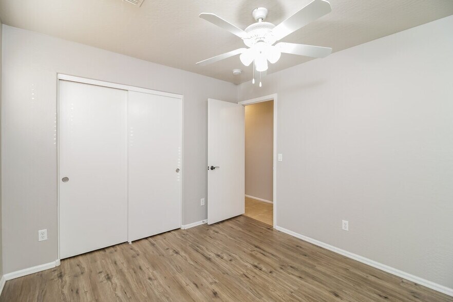 Building Photo - 43464 Colby Dr