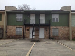Building Photo - 214 Rials Dr