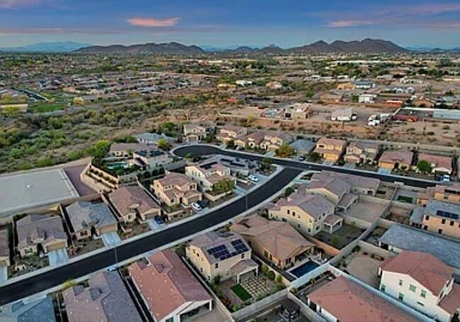 Building Photo - COMING SOON !! Beautifully upgraded 4 BD /3 BA plus Den home in the desirable subdivision of Tier...