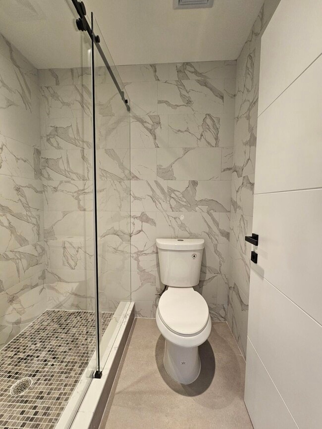 Building Photo - 3190 Leewood Terrace