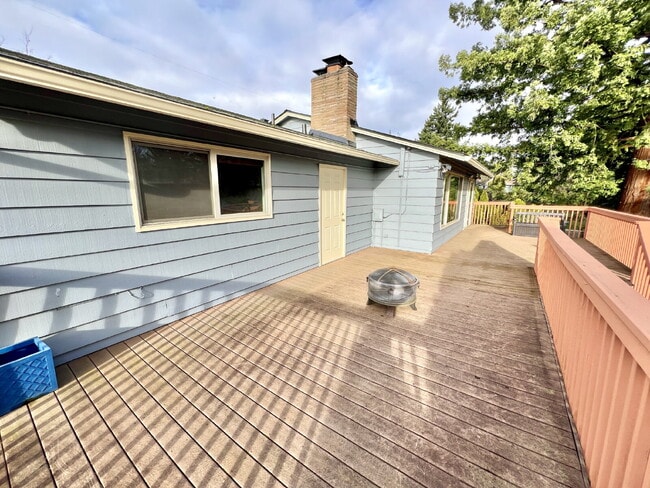 Building Photo - 3-Bed Charmer with Huge Entertainer’s Deck & EV Charging!