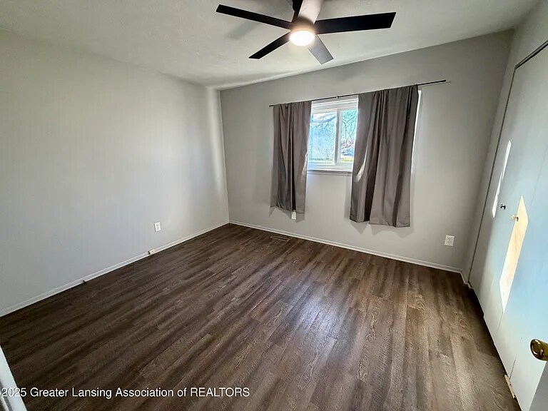 Building Photo - 612 S Dibble Blvd