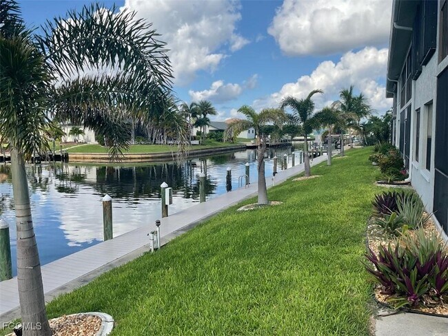 Building Photo - 922 SW 48th Terrace