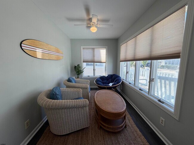 Building Photo - 17 N Buffalo Ave