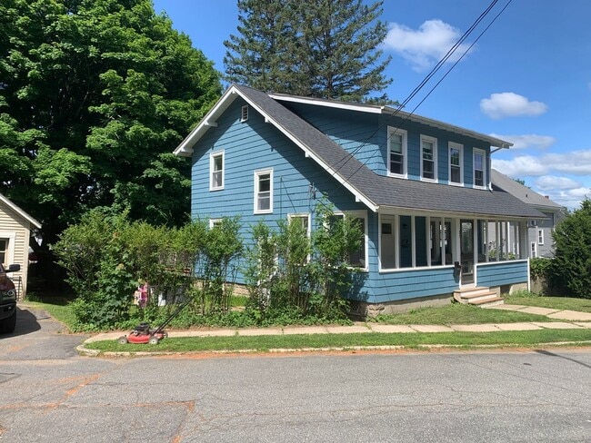 Building Photo - 27 Philip St