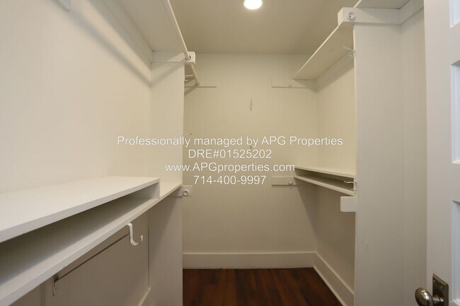 Building Photo - 163 N A St