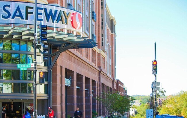 Building Photo - Petworth Stunner with Garage