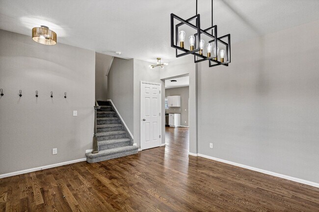 Building Photo - 7585 Alpine Daisy Dr