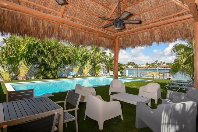 Building Photo - 641 86th St