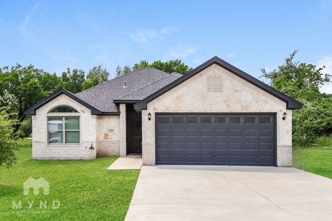 Building Photo - 109 Overhill Dr