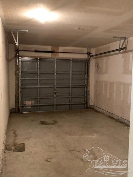 Building Photo - 5466 Cherub Cir