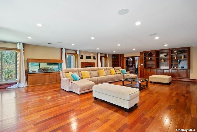 Building Photo - 29 The Grasslands