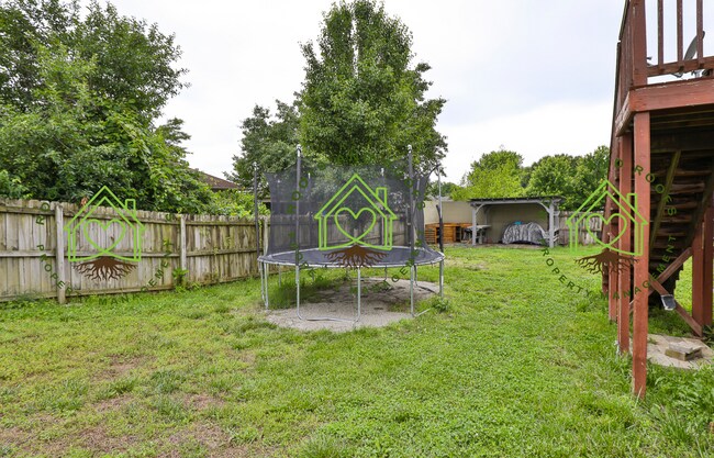 Building Photo - 4012 W Ridgeview St