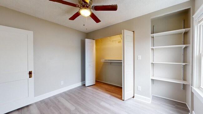 Building Photo - 7401 Jameson Rd