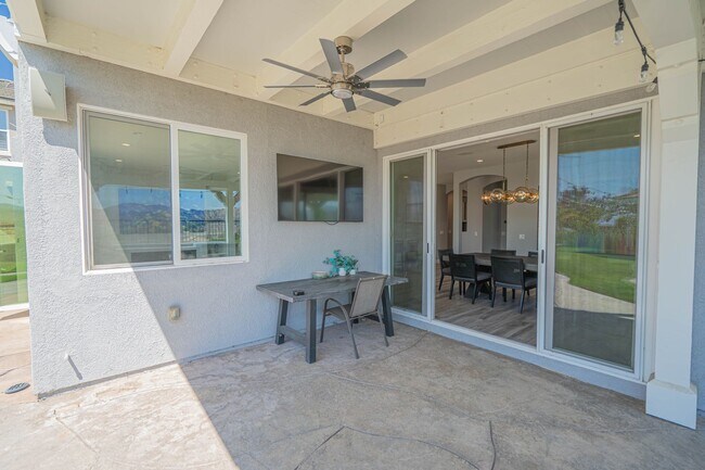Building Photo - Spectacular 5-Bedroom Home with Pool, RV P...