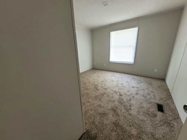 Building Photo - 11402 4th St NE