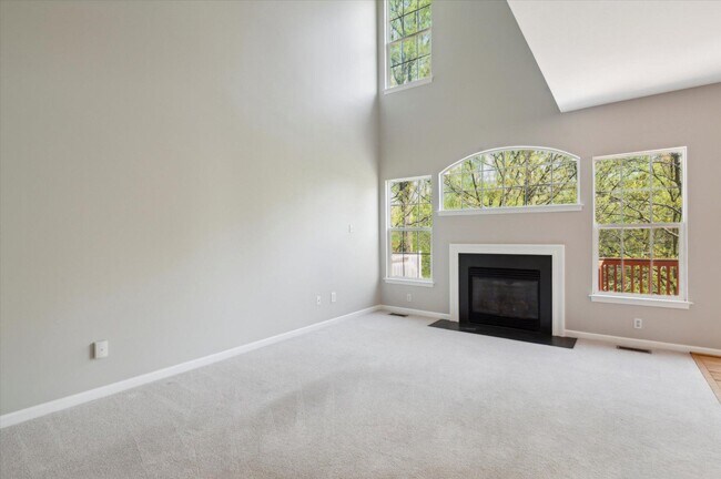 Building Photo - 103 Birchwood Dr