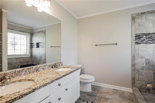 Building Photo - 535 Saddle Ridge Dr