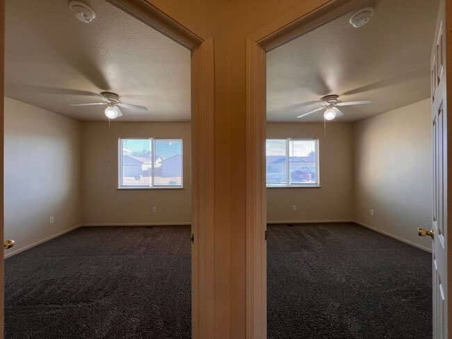Building Photo - Great 3 bedroom Fernley home located in th...