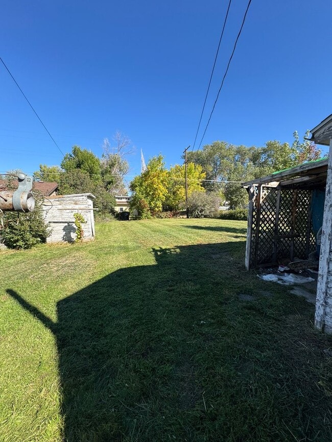 Building Photo - 50% OFF FIRST MONTHS RENT - Cozy Home