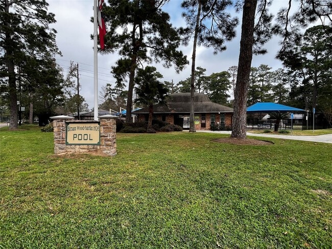 Building Photo - 4434 Donalbain Dr