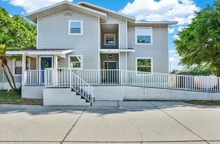 Building Photo - 107 47th Ave N