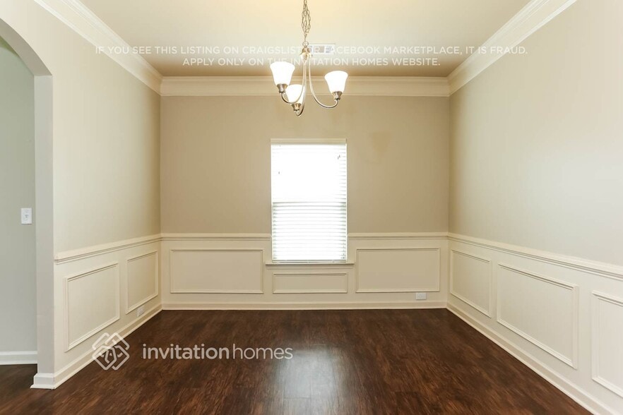 Building Photo - 3640 Brookhollow Dr