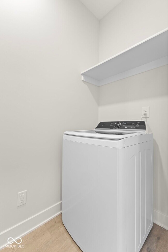 Building Photo - 1405 Deloss St