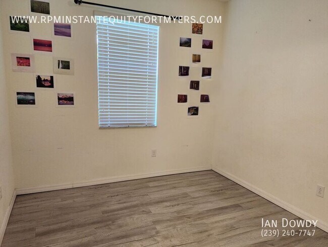 Building Photo - 15575 Pascolo Ln
