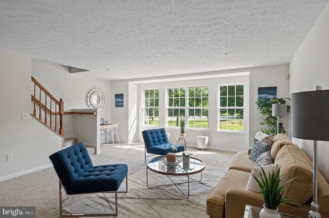 Building Photo - 16140 Edenwood Dr
