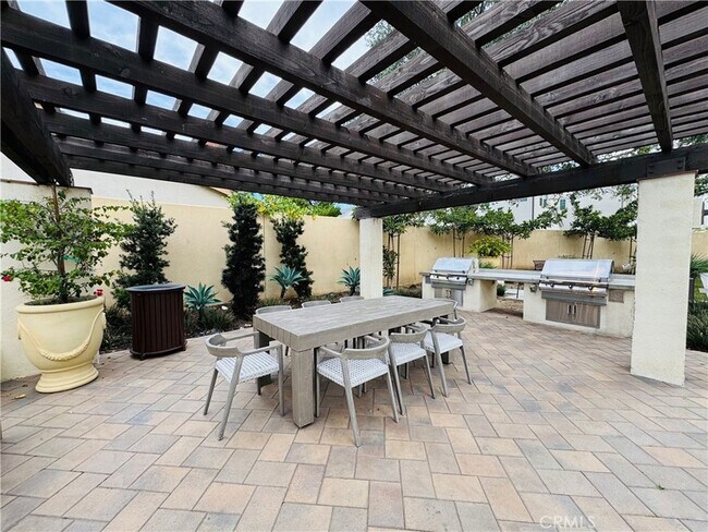 Building Photo - 2626 Glamis Ct