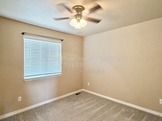 Building Photo - 7270 Araia Dr